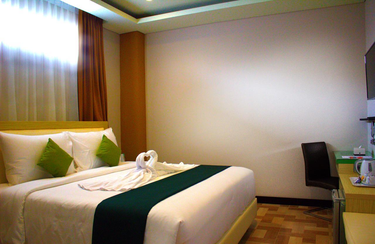 Sevensix Hotel Balikpapan Экстерьер фото