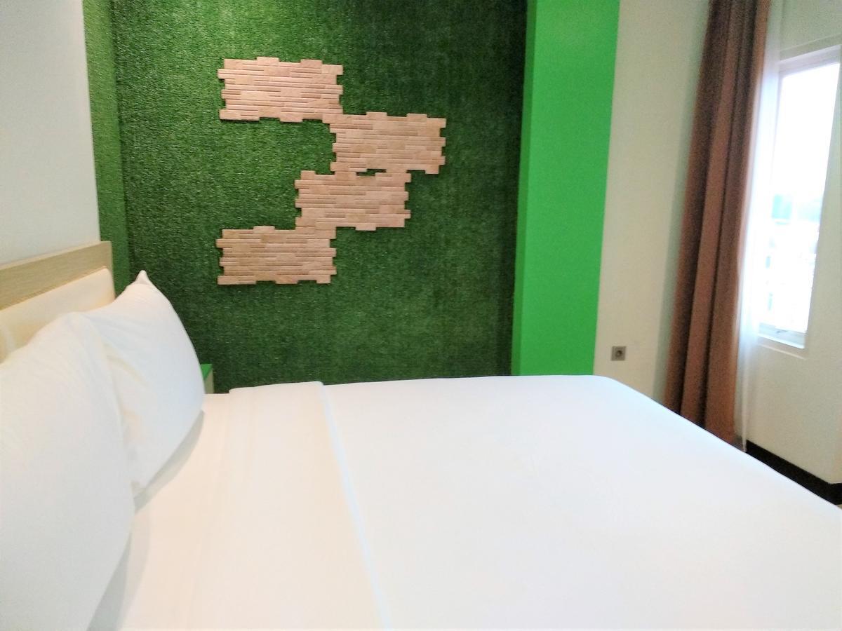 Sevensix Hotel Balikpapan Экстерьер фото